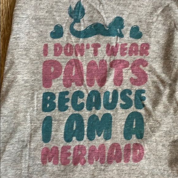 Grey Razorback tank - Picture 2 of 2